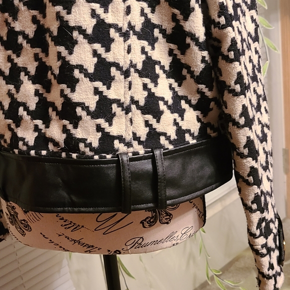 Apple Bottoms cropped jacket - Picture 3 of 14